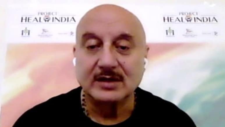 अनुपम खेर ने फैंस को दी गणेश चतुर्थी की शुभकामनाएं