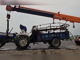 UP Accident: भाविकांवर काळाची झडप! कंटेनरने ट्रॅक्टरला चिरडलं; 8 जणांचा मृत्यू, 43 जखमी UP Accident: भाविकांवर काळाची झडप! कंटेनरने ट्रॅक्टरला चिरडलं; 8 जणांचा मृत्यू, 43 जखमी