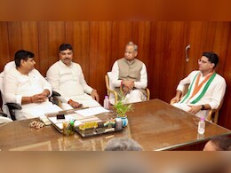 Rajasthan Politics: ये तस्वीर बहुत खास है! एक साथ कांग्रेस के 4 दिग्गज... राजस्थान की सियासत में क्या मायने Rajasthan Politics: ये तस्वीर बहुत खास है! एक साथ कांग्रेस के 4 दिग्गज... राजस्थान की सियासत में क्या मायने
