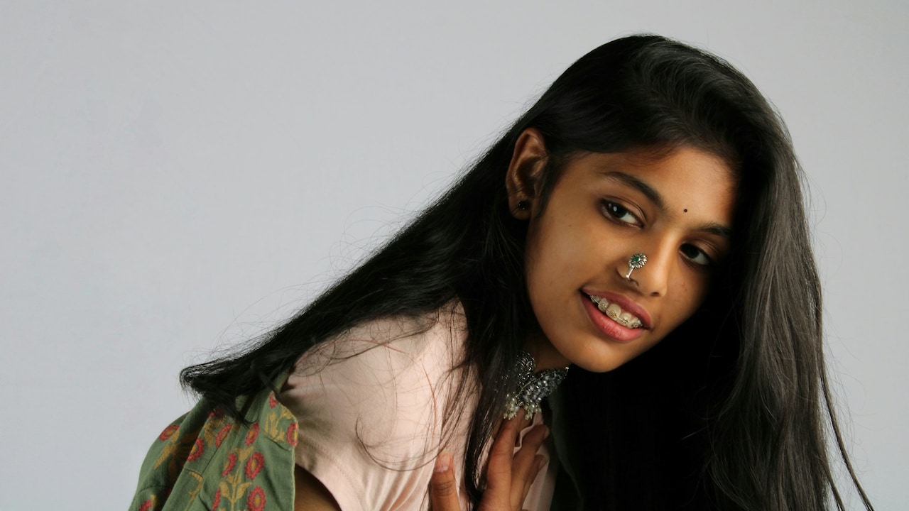 10 reasons that make nose pins timeless