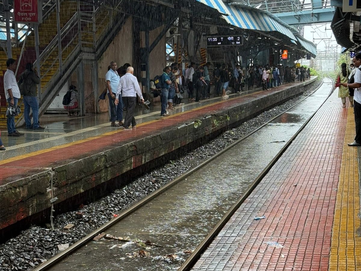 Mumbai Local Train Services On Harbour, Central Lines  Disrupted Amid IMD Alert For Heavy Showers