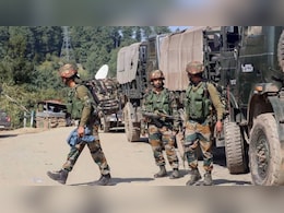 कश्मीर के गुरेज में घुसपैठ की बड़ी कोशिश नाकाम, सेना ने दो आतंकी किए ढेर कश्मीर के गुरेज में घुसपैठ की बड़ी कोशिश नाकाम, सेना ने दो आतंकी किए ढेर