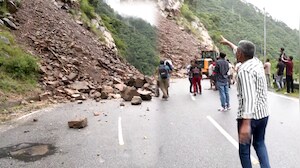 On Camera, Dramatic Landslide In Uttarkashi During NDTV Live Report