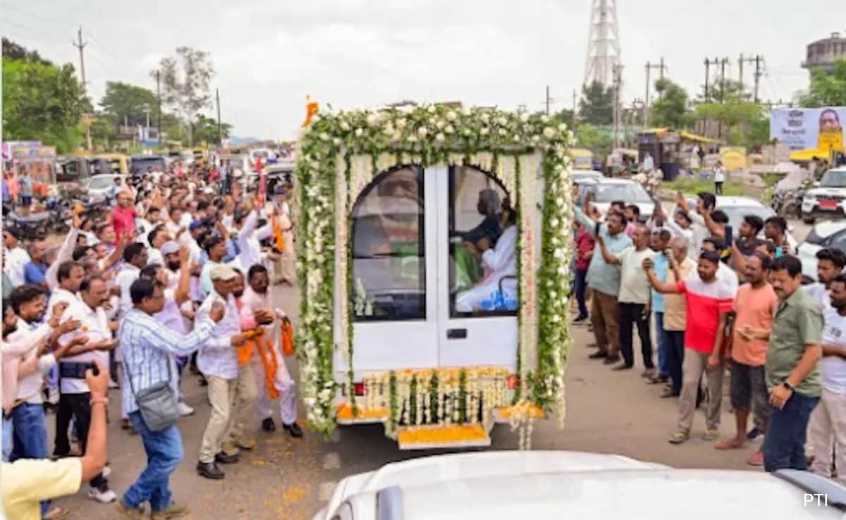 Nation mourns Shibu Soren; final rites in ancestral village