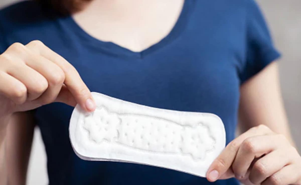 Why Period Clots Are Not As Normal As You Think, Explains Expert