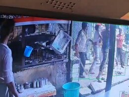 Gwalior: रेस्टोरेंट के बाहर शराब पीने से रोका तो शराबियों ने संचालक को पीटा, पुलिस ने किया गिरफ्तार, वीडियो वायरल
