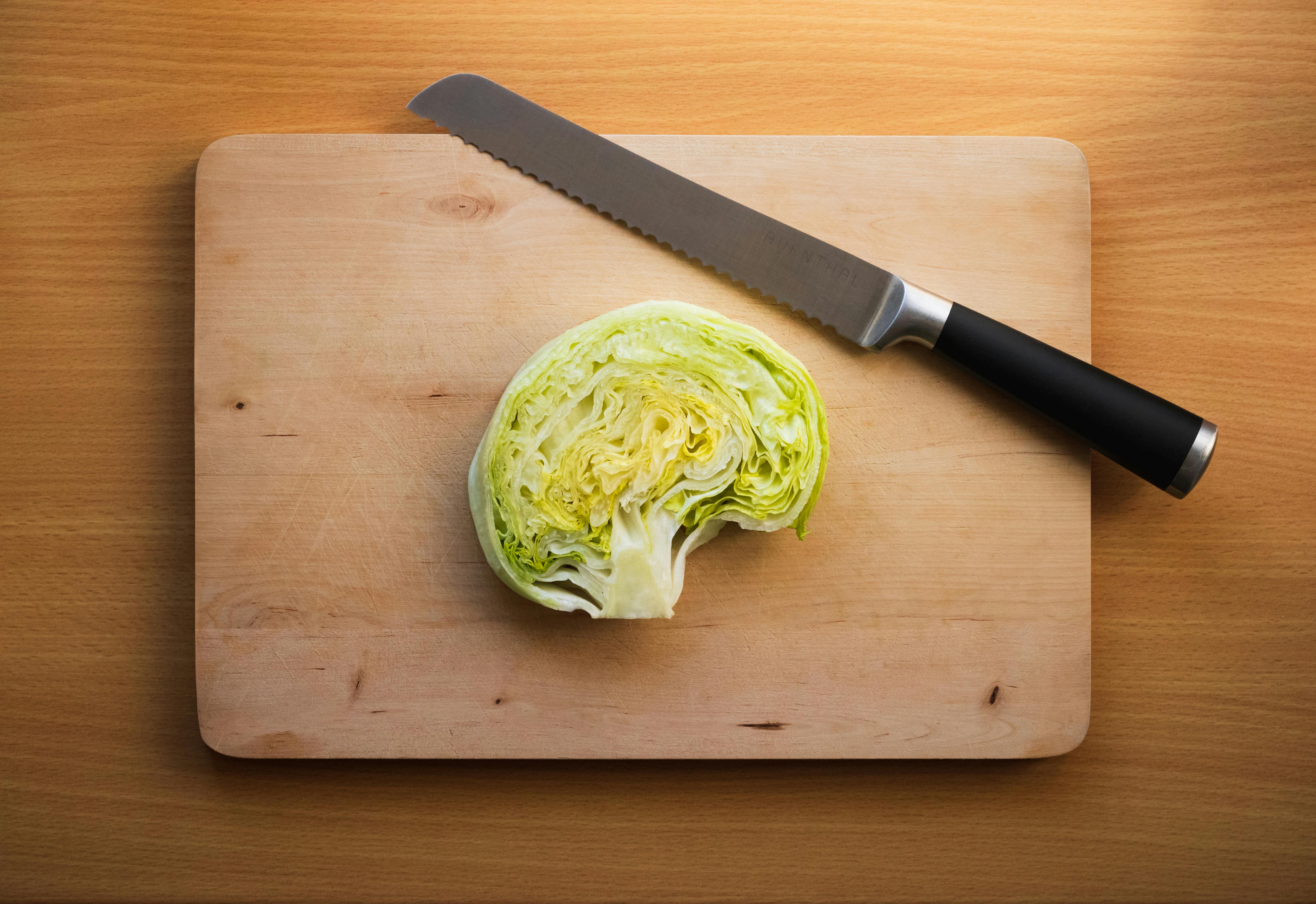 A well-balanced and healthy diet, rich in foods can work wonders for your mood