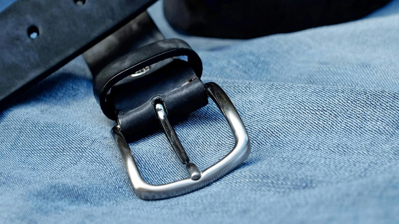 Why Some Leather Belts Crack So Fast: And How To Pick One That Will Not