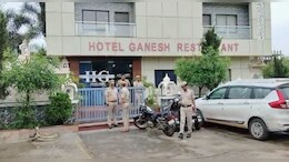 उदयपुर के होटल में चल रही थी रेव पार्टी और देह व्&zwj;यापार, पुल&zwj;िस ने 11 लड़क&zwj;ियों और 39 पुरुषों को पकड़ा