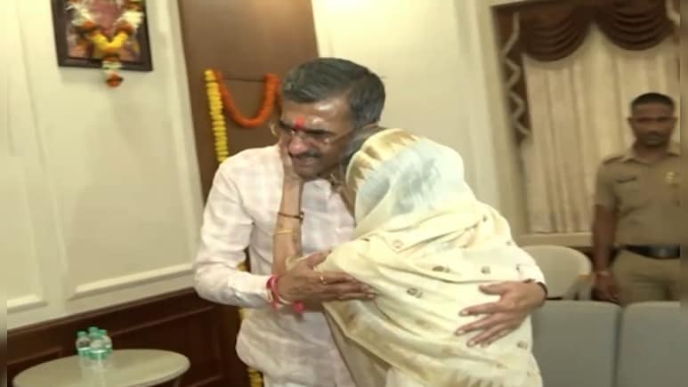 55 Years Later, An Emotional Homecoming For Maharashtra Minister At 'Meghdoot'