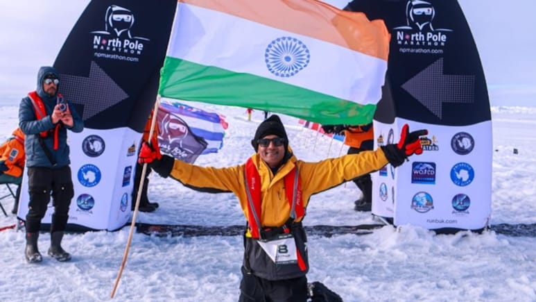 90 डिग्री उत्तर ध्रुव पर पूर्ण मैराथन पूरा करने वाले पहले भारतीय बने राम गोपाल कोठारी