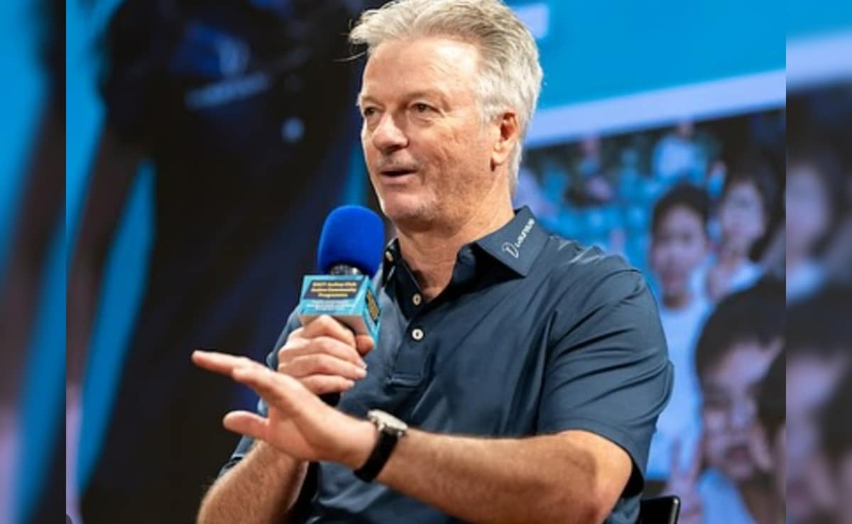 दिग्गज स्टीव वॉ ने इस भारतीय स्टार खिलाड़ी को बताया आधुनिक क्रिकेट का सबसे प्रभावशाली गेंदबाज