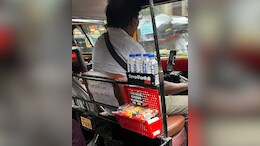 "Riding On Good Karma": Reddit Applauds Mumbai Auto Driver For Keeping Free Water, Snacks