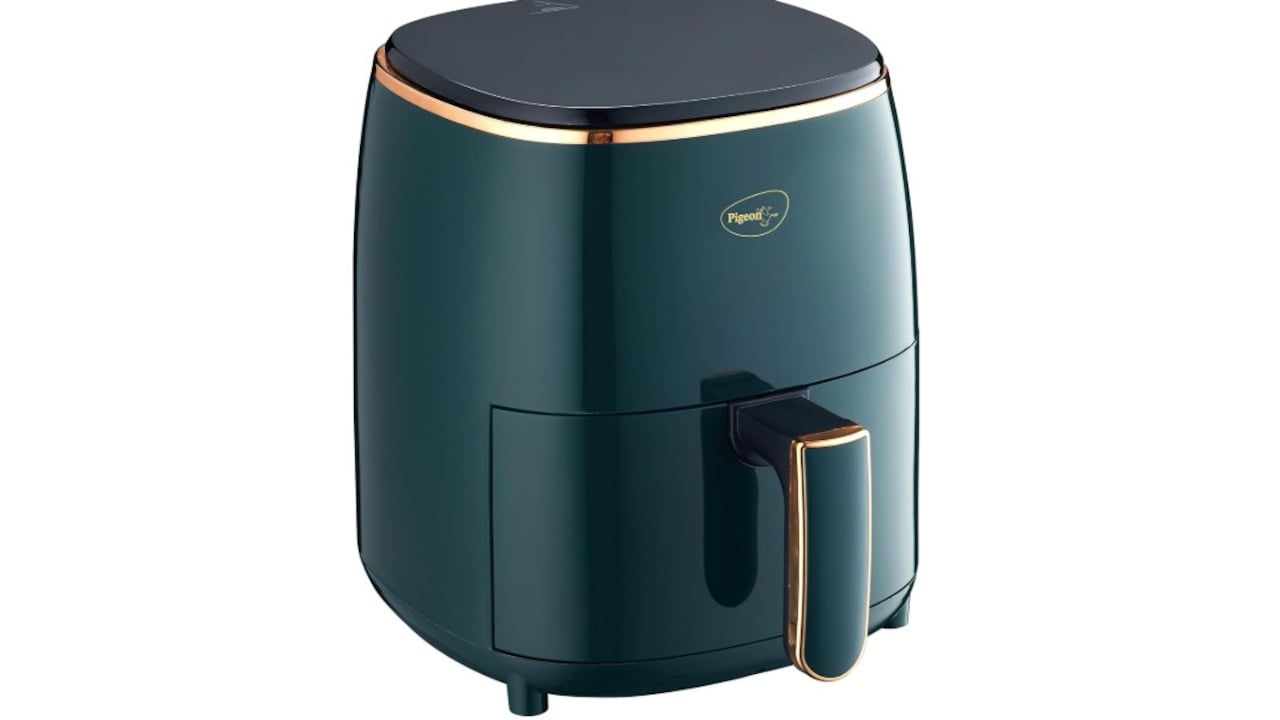 Get Top Air Fryer For less Oil Cooking From Amazon 
