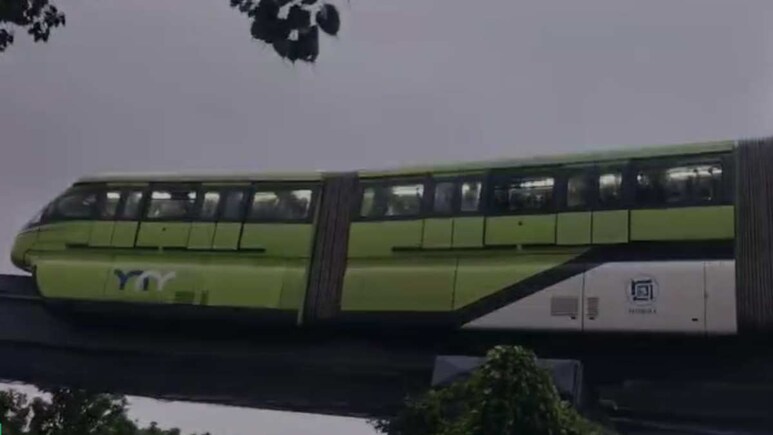 मुंबई में भारी बारिश के बीच फंसी मोनोरेल, एक घंटे से फंसे हैं यात्री, रेस्क्यू ऑपरेशन जारी 2 मुंबई में भारी बारिश के बीच फंसी मोनोरेल, एक घंटे से फंसे हैं यात्री, रेस्क्यू ऑपरेशन जारी