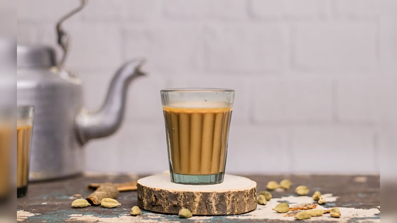 इन 7 लोगों को भूलकर भी नहीं पीनी चाहिए सुबह की चाय, सेहत को होते हैं गंभीर नुकसान