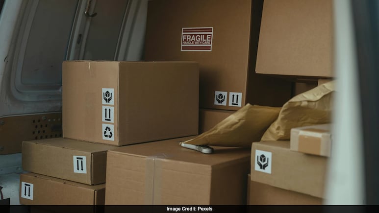 After India, Australia Suspends Postal Deliveries To US Amid Trump Tariffs After India, Australia Suspends Postal Deliveries To US Amid Trump Tariffs