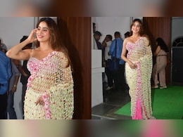 Janhvi Kapoor Channels Floral Elegance In Crochet Saree For Param Sundari Promotions Janhvi Kapoor Channels Floral Elegance In Crochet Saree For Param Sundari Promotions
