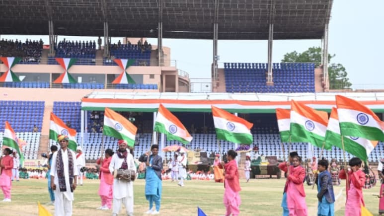 जोधपुर में राज्य स्तरीय स्वतंत्रता दिवस समारोह में 3 स्कूली छात्राओं की बिगड़ी तबीयत