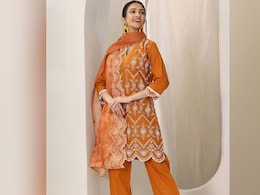 इस Raksha Bandhan पर बहनें बनें Style Icon, 1500 रुपये से भी कम में खरीदें ये शानदार Kurta Sets इस Raksha Bandhan पर बहनें बनें Style Icon, 1500 रुपये से भी कम में खरीदें ये शानदार Kurta Sets