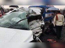 कार और ट्रक की टक्कर में 6 लोगों की मौके पर मौत, महाकाल के दर्शन कर जा रहे थे जगन्नाथ पुरी कार और ट्रक की टक्कर में 6 लोगों की मौके पर मौत, महाकाल के दर्शन कर जा रहे थे जगन्नाथ पुरी