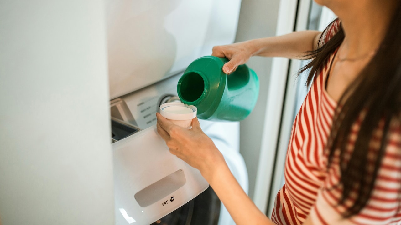Laundry detergent liquid vs powder which one to choose?