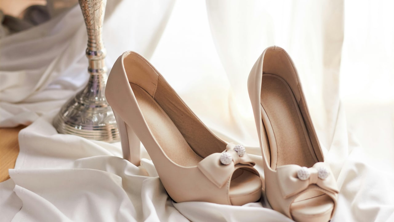 Minimalist heeled mules are the go-to choice for effortless sophistication and versatility