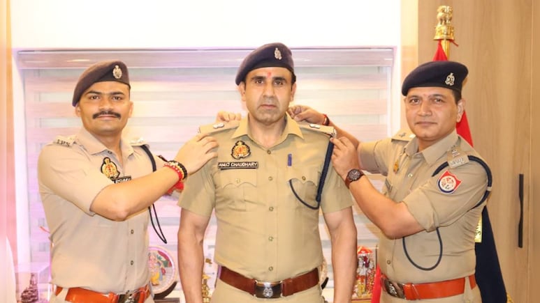 संभल के CO Anuj Chaudhary का हुआ प्रमोशन, जानें अब कितनी बढ़ जाएगी उनकी सैलरी संभल के CO Anuj Chaudhary का हुआ प्रमोशन, जानें अब कितनी बढ़ जाएगी उनकी सैलरी