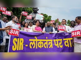 SIR पर संसद के बाद सड़क पर सियासी संग्राम! आज विपक्ष का मेगा-मार्च, चुनाव आयोग ने दिया 12 बजे का समय SIR पर संसद के बाद सड़क पर सियासी संग्राम! आज विपक्ष का मेगा-मार्च, चुनाव आयोग ने दिया 12 बजे का समय