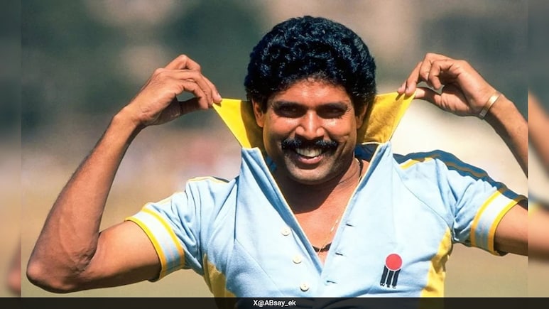 Asia Cup: जब 90 हजार फैंस के सामने कपिल देव ने ली हैट्रिक, लेकिन नहीं गया किसा का ध्यान फिर... Asia Cup: जब 90 हजार फैंस के सामने कपिल देव ने ली हैट्रिक, लेकिन नहीं गया किसा का ध्यान फिर...