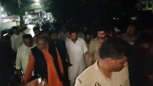 बलिया पुल उद्घाटन पर मंत्री ने पीडब्लूडी अभियंता को लगाई फटकार