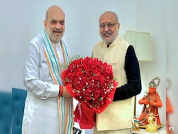 उपराष्ट्रपति चुनाव: सीपी राधाकृष्णन की उम्मीदवारी विपक्ष में डालेगी फूट? जानिए क्या है DMK की दुविधा उपराष्ट्रपति चुनाव: सीपी राधाकृष्णन की उम्मीदवारी विपक्ष में डालेगी फूट? जानिए क्या है DMK की दुविधा