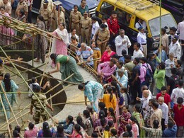 Mumbai News: मग्रुरी नडली; कबुरतरखाना बंदीविरोधात आक्रमक जैन आंदोलकांवर गुन्हा दाखल