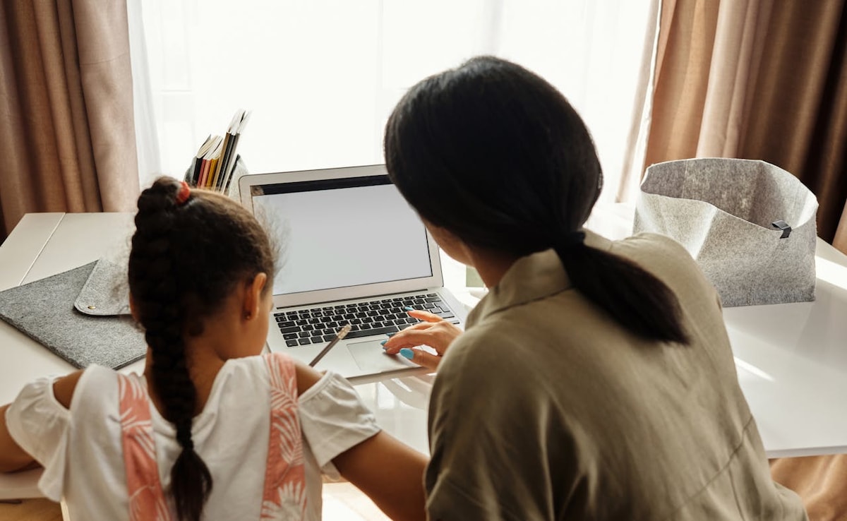Help young girls and women understand their medical history and why it matters Help young girls and women understand their medical history and why it matters