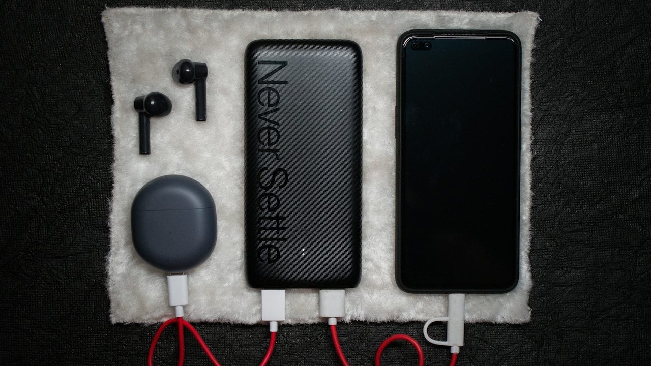 Get Budget-Friendly Fast-Charging Power Banks For Easy Travel