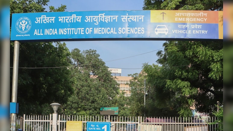 ओडिशा में जिंदा जलाई गई नाबालिग ने AIIMS में तोड़ा दम, पुलिस और सरकार पर सवाल उठा रहा विपक्ष ओडिशा में जिंदा जलाई गई नाबालिग ने AIIMS में तोड़ा दम, पुलिस और सरकार पर सवाल उठा रहा विपक्ष