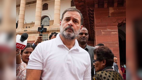 राहुल गांधी फिर से डाल रहे डीएमके पर डोरे, मॉनसून सत्र का कनेक्शन समझिए