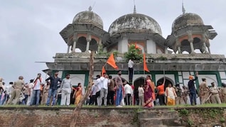 यूपी के फतेहपुर में मकबरे को लेकर जबरदस्त बवाल, 150 से ज्‍यादा के खिलाफ एफआईआर दर्ज