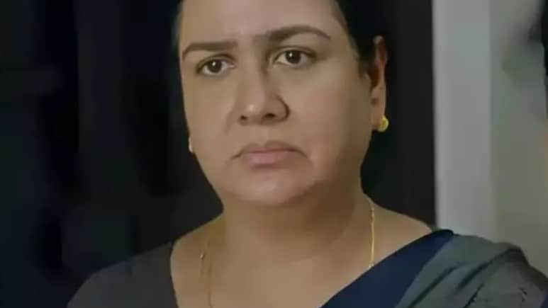 शाहरुख खान के नेशनल अवॉर्ड पर उठे सवाल, एक्ट्रेस बोली यह कोई पेंशन नहीं है जो चुपचाप... शाहरुख खान के नेशनल अवॉर्ड पर उठे सवाल, एक्ट्रेस बोली यह कोई पेंशन नहीं है जो चुपचाप...
