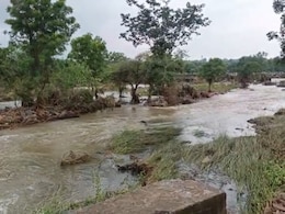 Latur Rain: लातूरमध्ये पावसाचे तांडव!  66 मार्ग वाहतुकीसाठी बंद; शेतीसह पशुधनाचे नुकसान, बळीराजा संकटात