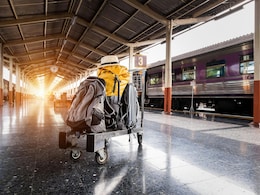Railway Minister Ashwini Vaishnaw Calls Reports On 'New' Baggage Rules "Fake News" Railway Minister Ashwini Vaishnaw Calls Reports On 'New' Baggage Rules "Fake News"