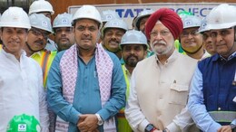 बाड़मेर रिफाईनरी&nbsp;निर्माण कार्य की प्रगति जानने पहुंचे&nbsp;पेट्रोलियम मंत्री हरदीप सिंह पुरी और CM भजनलाल