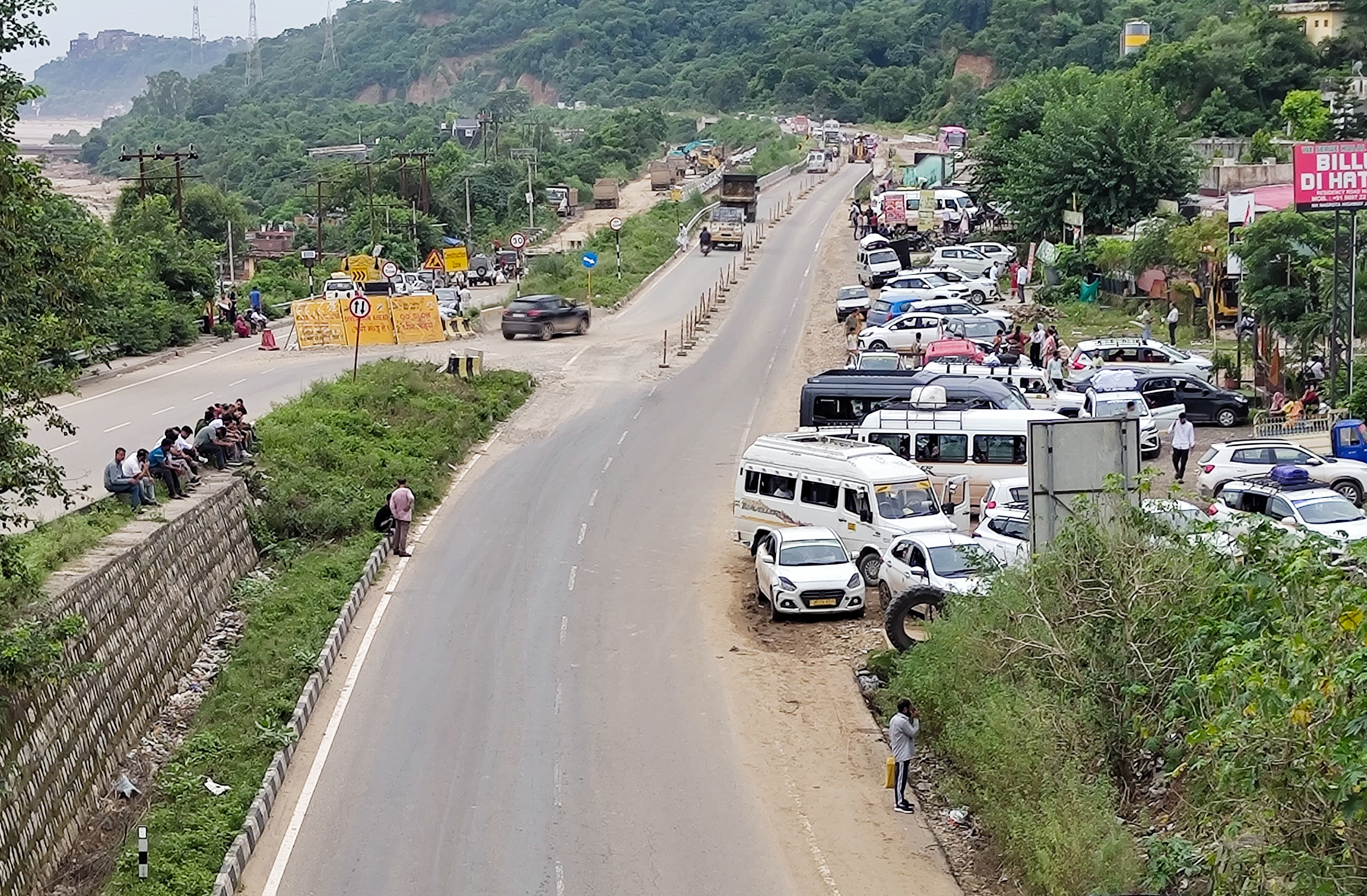 Rains Hamper Restoration Efforts On Jammu-Srinagar National Highway