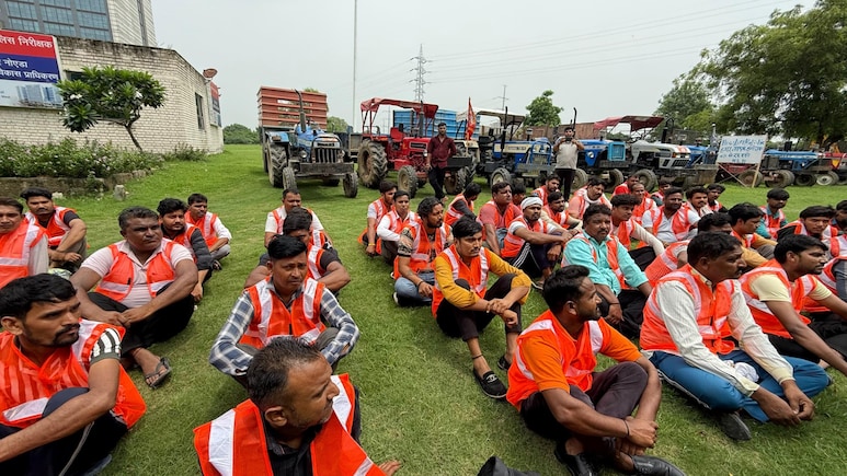 ग्रेटर नोएडा में सफाई व्यवस्था होगी और मजबूत, 10 नई क्यूआरटी टीमें तैनात ग्रेटर नोएडा में सफाई व्यवस्था होगी और मजबूत, 10 नई क्यूआरटी टीमें तैनात