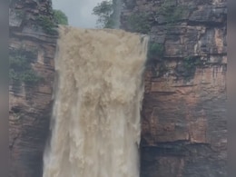 कहीं टूटा बांध तो कहीं वाटर फॉल का दिखा रौद्र रूप... पढ़ें, बिहार में कैसे मुसीबत बनीं उफनती नदियां