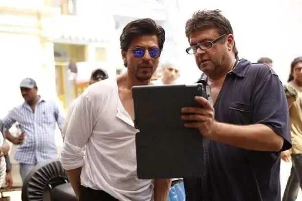 <i>Raees</i> Director Rahul Dholakia Says His Mother Was In ICU During The Shoot Of SRK Film