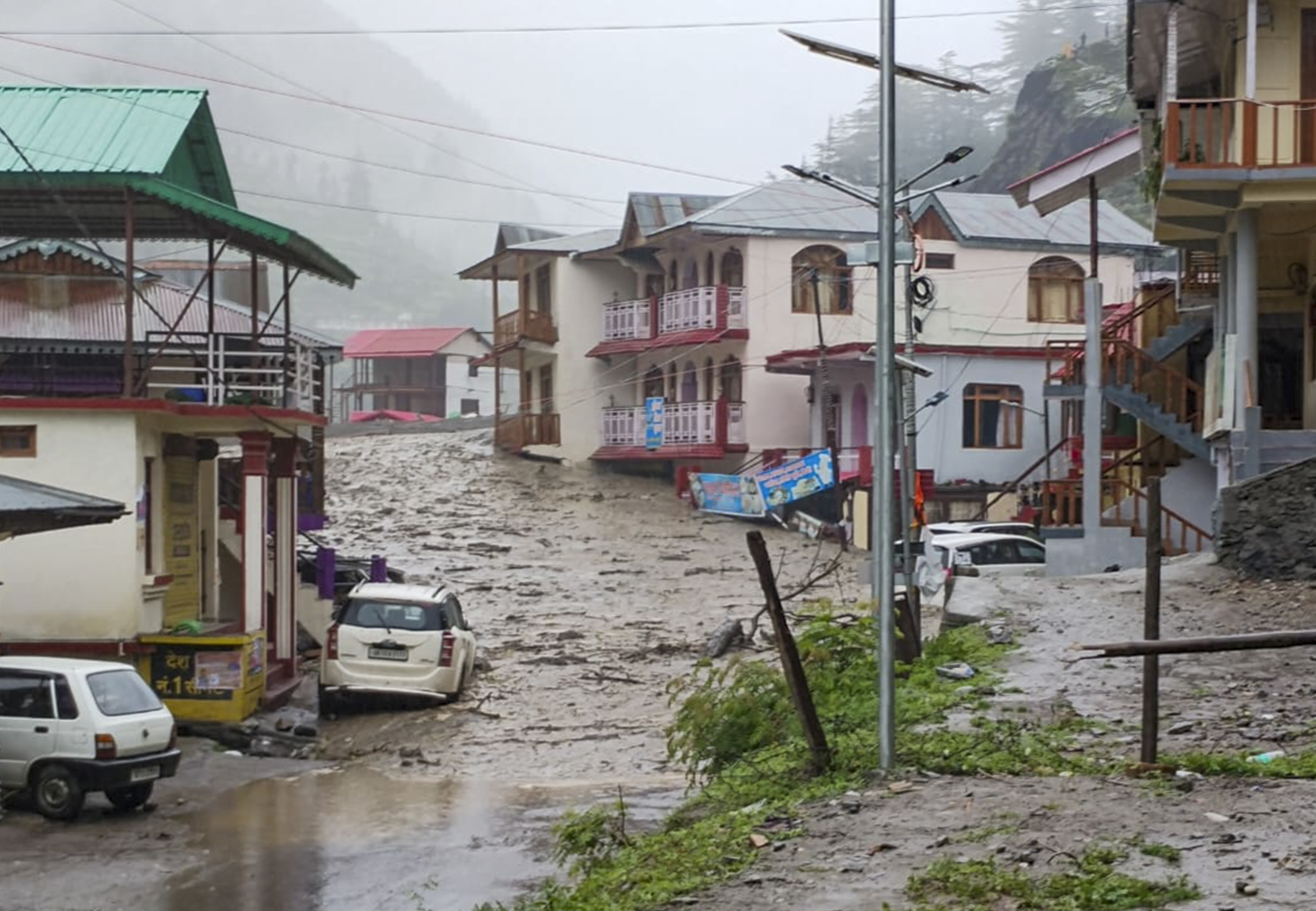 उत्तरकाशी में खीरगंगा नदी का तबाही वाली पुराना है इतिहास, पढ़ें पहले कब आई थी ऐसी तबाही