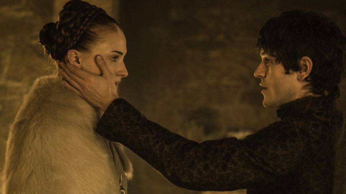 Sophie Turner Defends Sansa Stark's Graphic Rape Scene In <i>Game Of Thrones</i>: "Can Be Triggering, But..."