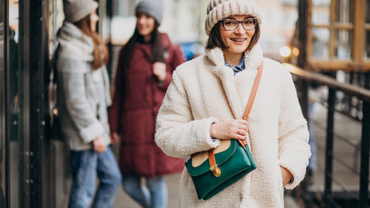 Pick The Right Sling Bag For Your Casual Outings Under Budget On Flipkart