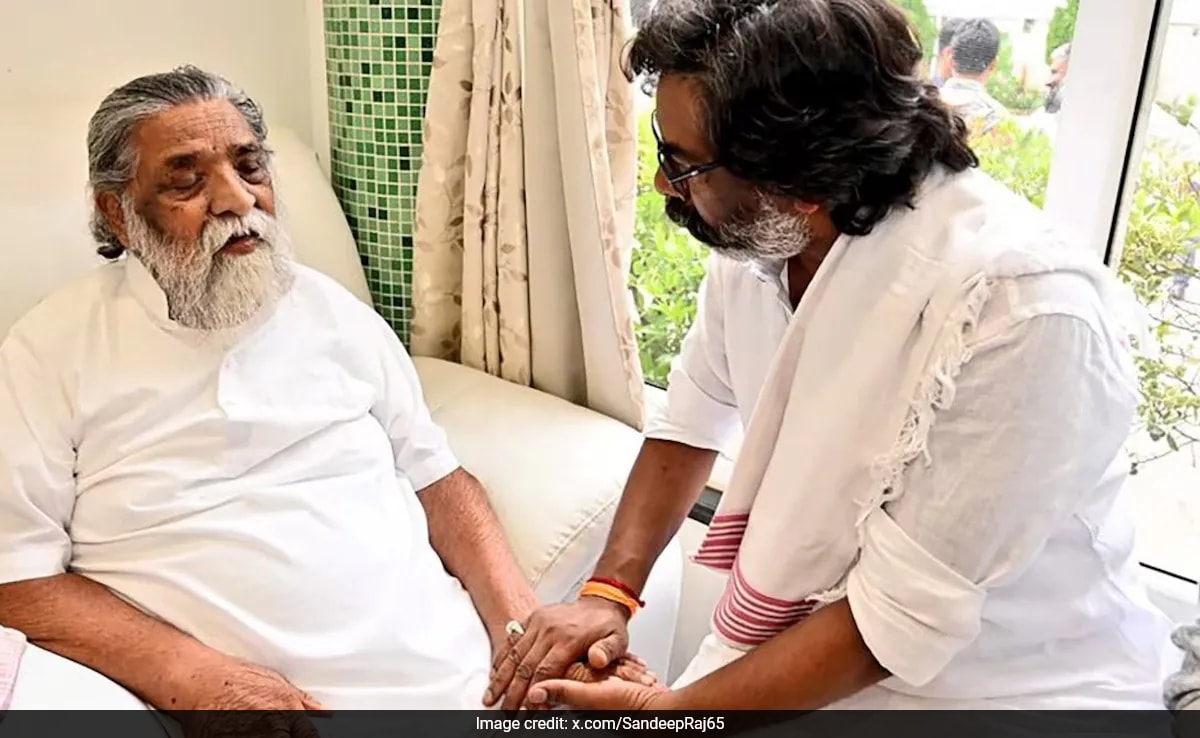 Ню Делхи Главният министър на Jharkhand Хемант Сорен отдаде почит